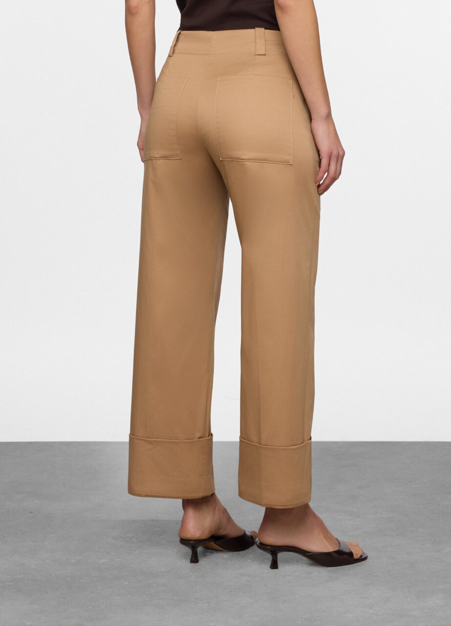 Alternative view of Hlače