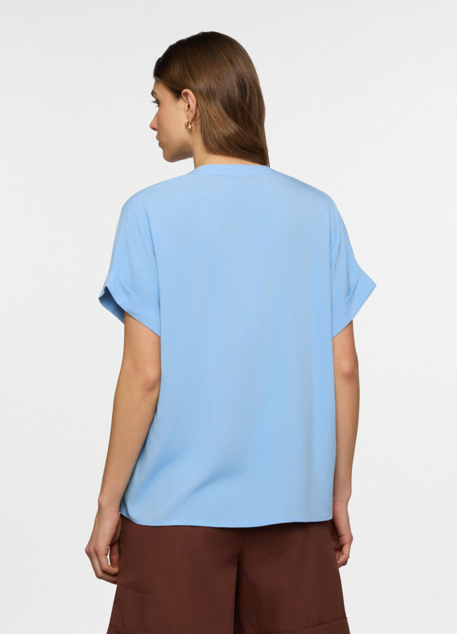 Alternative view of Bluza