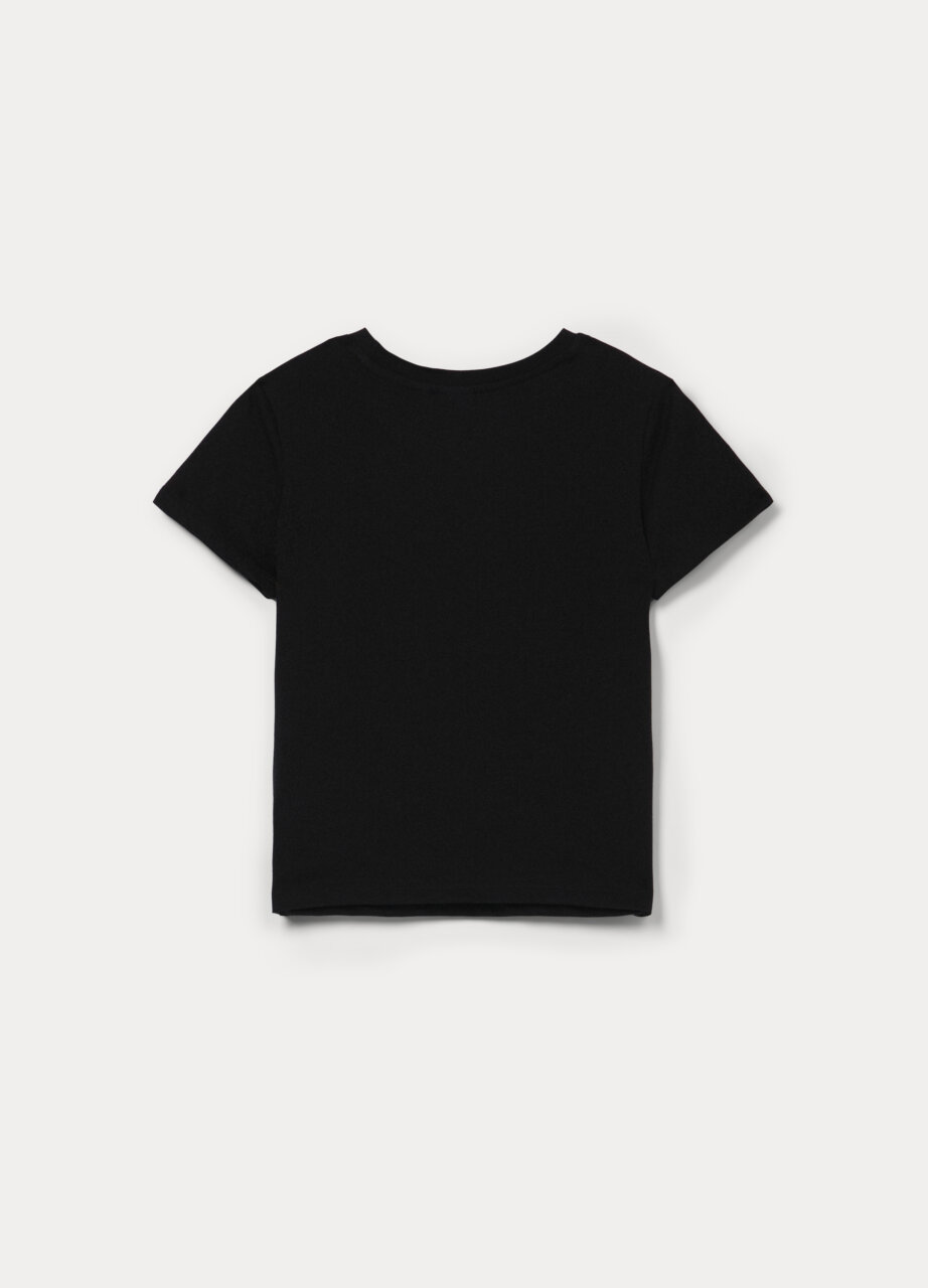 Alternative view of Majica