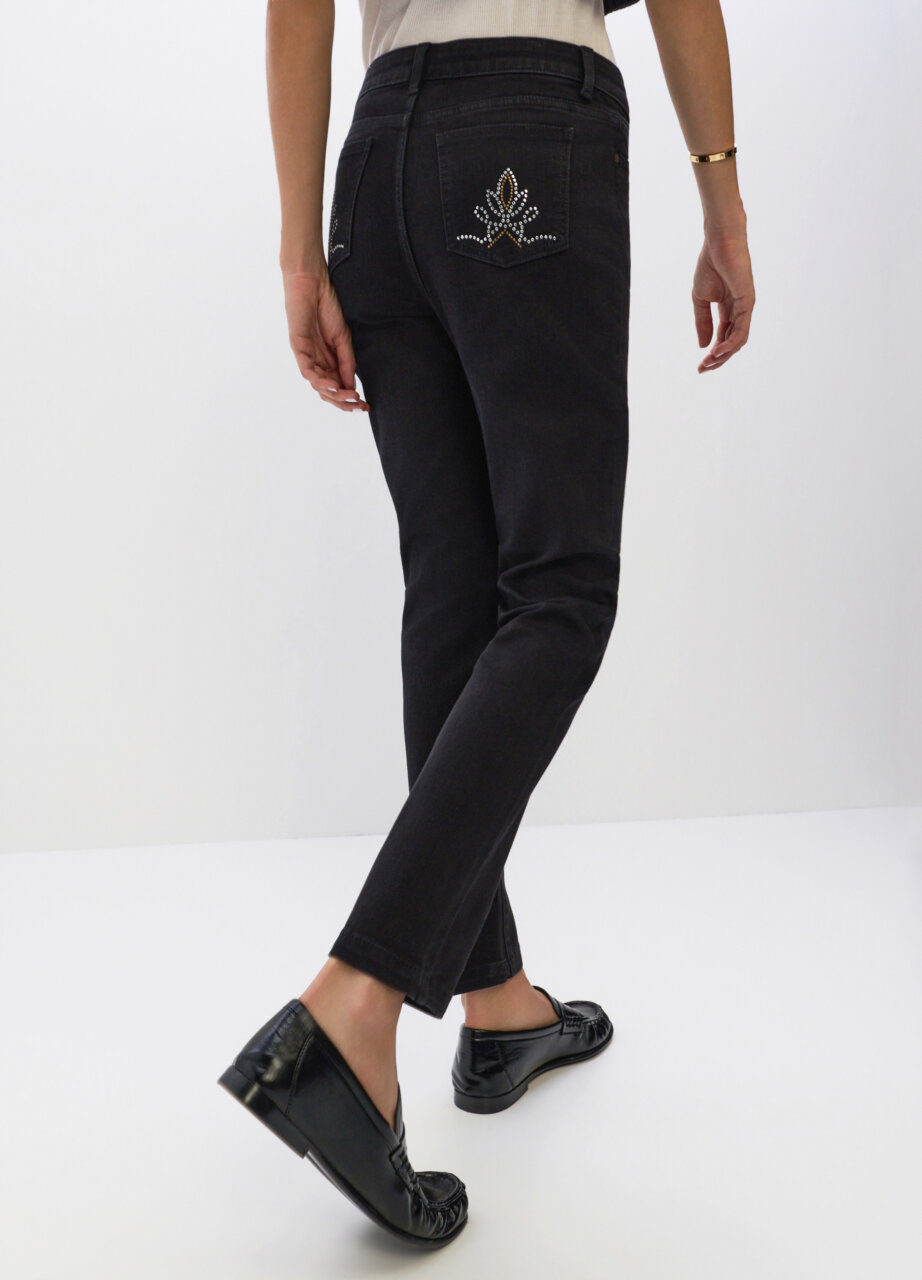 Alternative view of Jeans